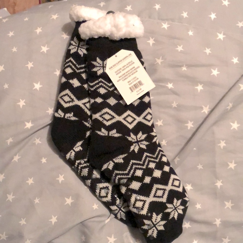 Cozy Hub nonskid slippers